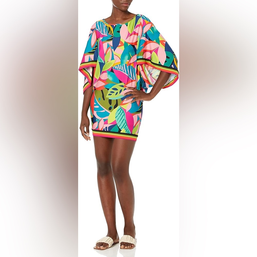 Trina Turk Rain Forest Swim Cover-Up Tunic in Green
Multi, Small - Picture 2 of 13